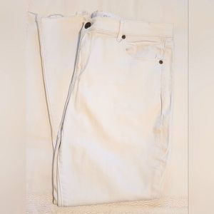 LOFT White Denim Modern Skinny Jean in size 32/14.